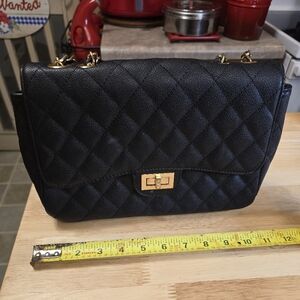 Black quilted fashion crossbody/shoulder bag